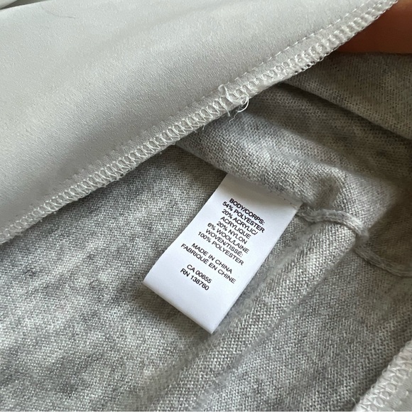 RW&CO V-Neck Tunic - Picture 8 of 8